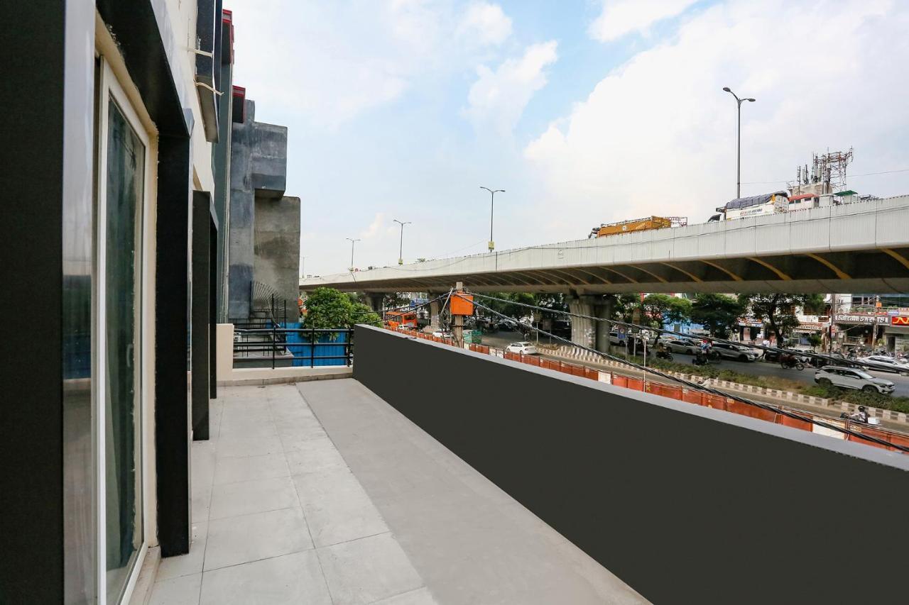 Hotel Fabexpress D2 Paschim Vihar Delhi  Exterior foto