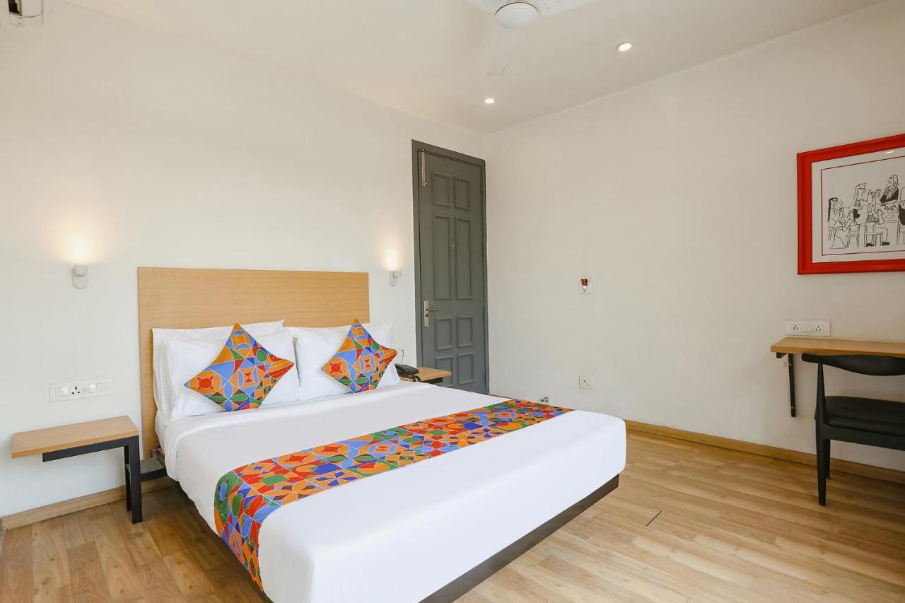 Hotel Fabexpress D2 Paschim Vihar Delhi  Exterior foto