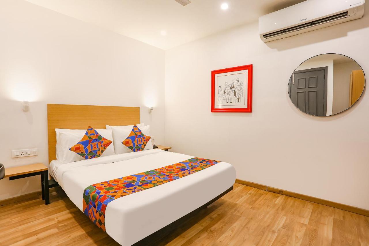 Hotel Fabexpress D2 Paschim Vihar Delhi  Exterior foto